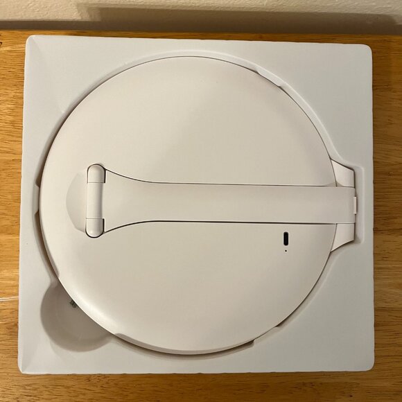 Glo Tech Foldable Travel Makeup LED Mirror, White - New, Unsealed Box - Picture 3 of 4